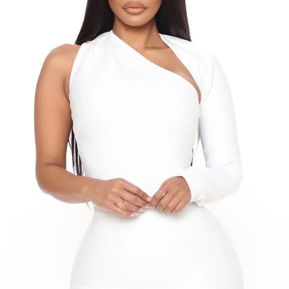 Bandage Dress One Shoulder - Picture 3 of 4